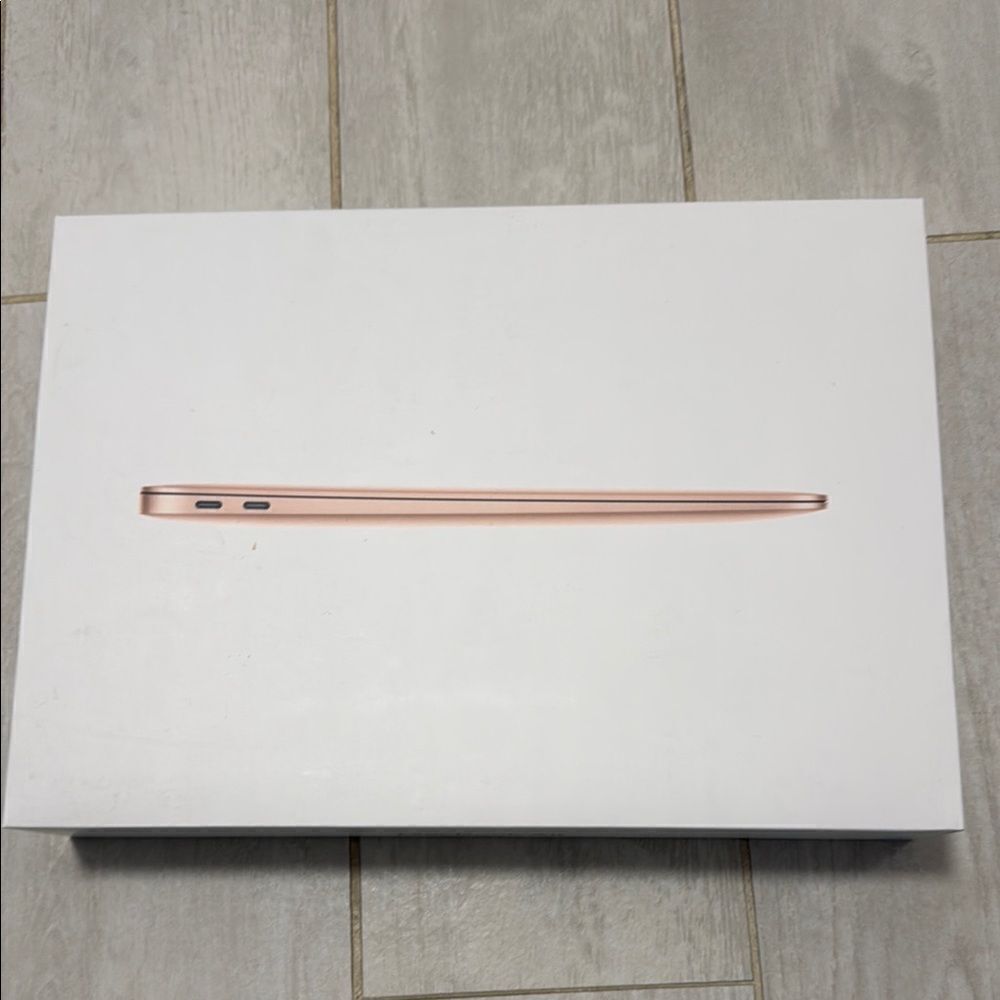 New Apple MacBook Air BOX